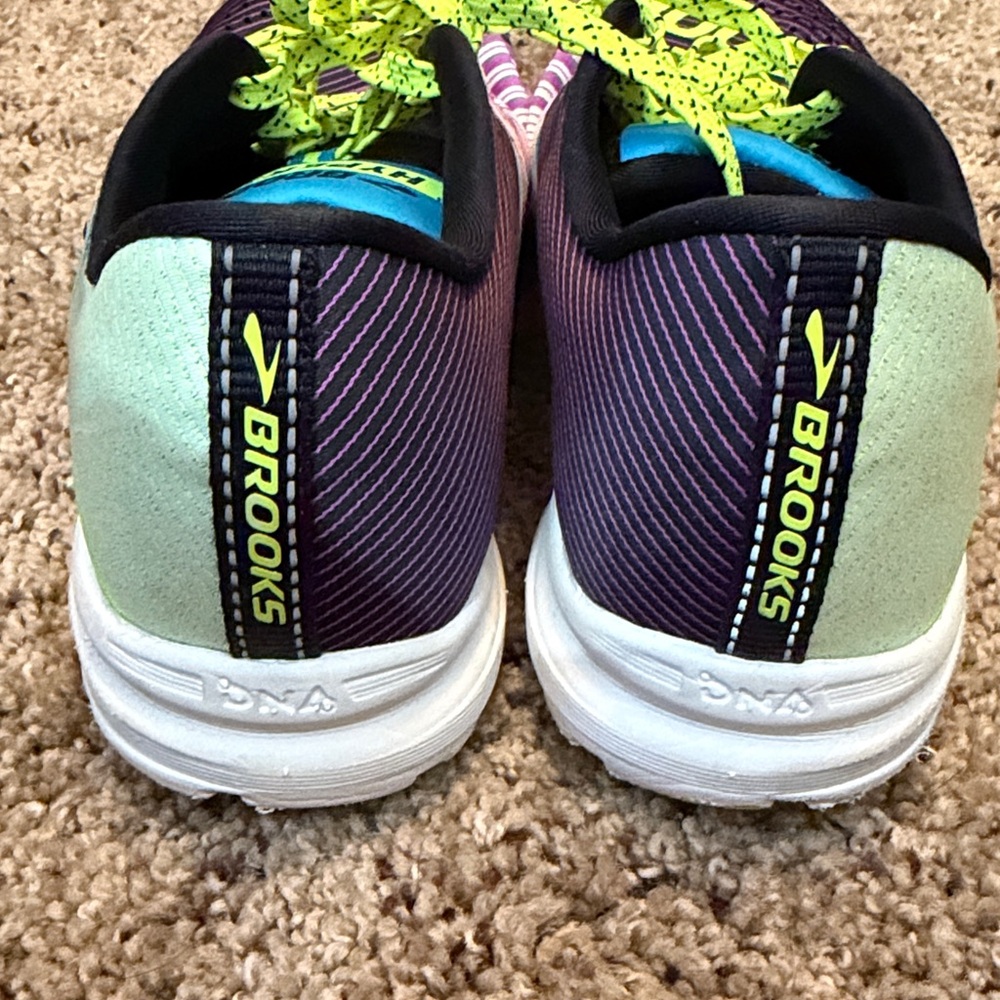 Brooks Hyperion - image 5